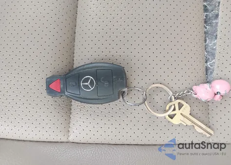 2013 Mercedes-Benz C 250 Sport from USA, damaged, VIN WDDGF4HBXDA767984